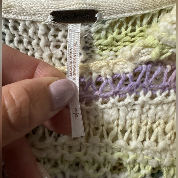 Free People Flower Child Poncho Sweater Hooded Tie Dye Patchwork size small - Picture 12 of 14